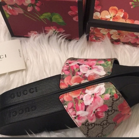 🆕Gucci Bloom Slides Authentic‼️ - Picture 3 of 4